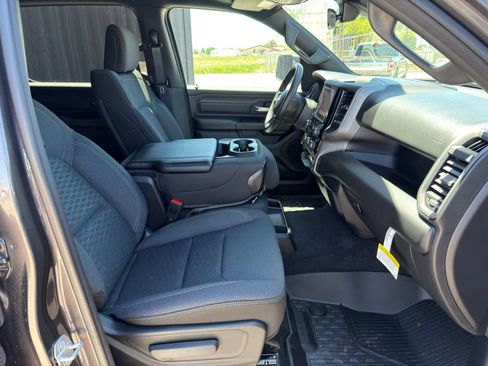 New 2026 RAM 1500 Warlock AWD/4WD image 36