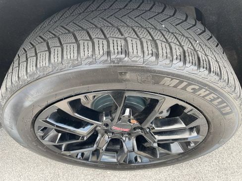 Used 2022 GMC Yukon Denali AWD/4WD image 41