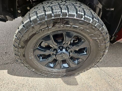 Used 2024 RAM 2500 Limited AWD/4WD image 26