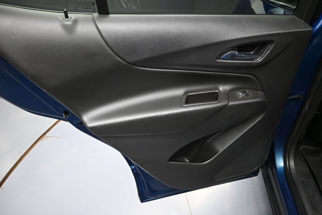 Used 2021 Chevrolet Equinox LT FWD image 25