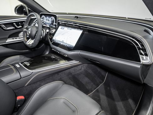 Used 2026 Mercedes-Benz E 53 AMG 4MATIC Sedan image 28