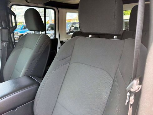 Used 2021 Jeep Wrangler Unlimited Sport AWD/4WD image 11