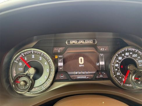 Used 2019 RAM 1500 Limited image 28