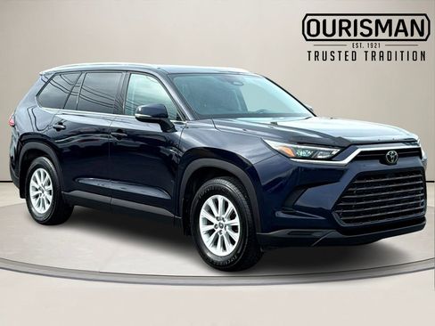 Used 2024 Toyota Grand Highlander XLE image 1