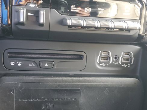 Used 2019 RAM 2500 Limited image 21