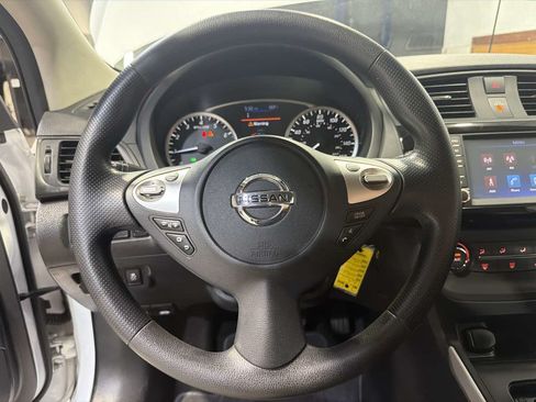 Used 2019 Nissan Sentra S FWD image 18