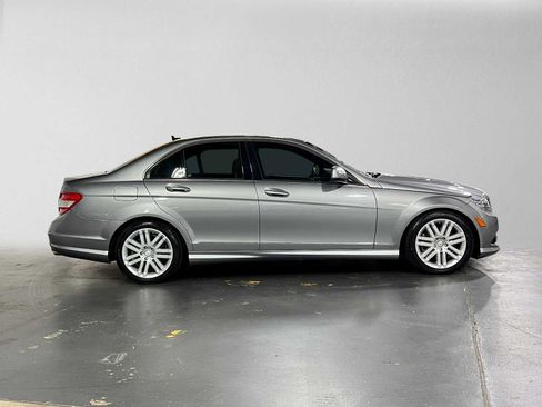 Used 2008 Mercedes-Benz C 300 4MATIC Sedan image 2