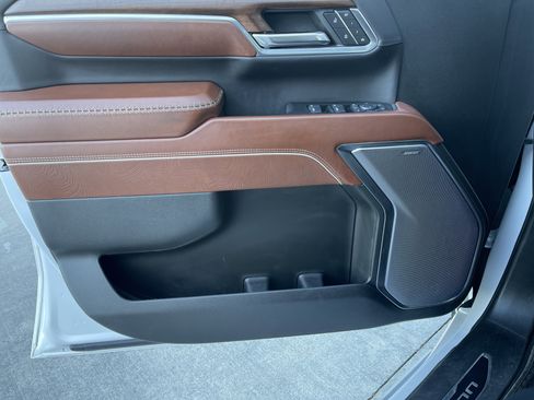 Used 2024 GMC Sierra 3500 Denali Ultimate image 22