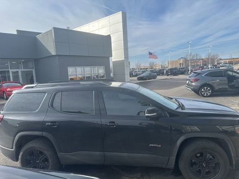 Used 2023 GMC Acadia AT4 w/ Technology Package image 4