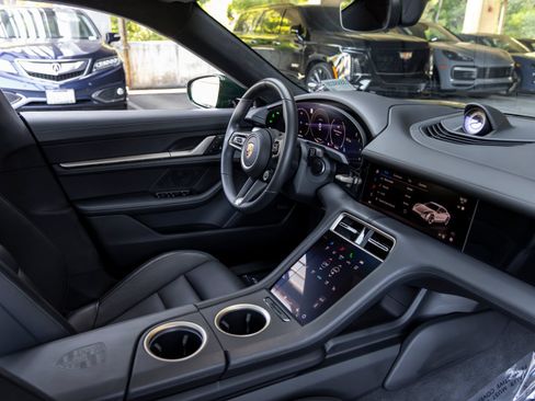 Certified 2025 Porsche Taycan GTS AWD/4WD image 52