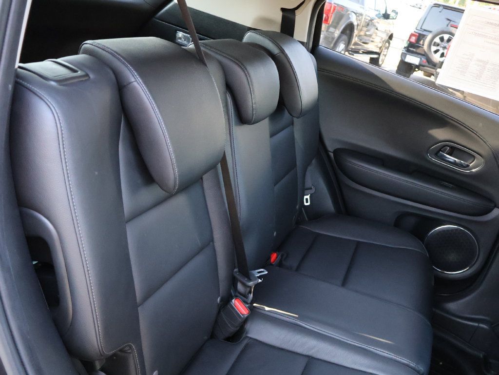 Used 2017 Honda HR-V EX-L image 12