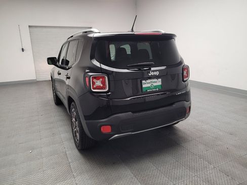 Used 2016 Jeep Renegade Limited image 6