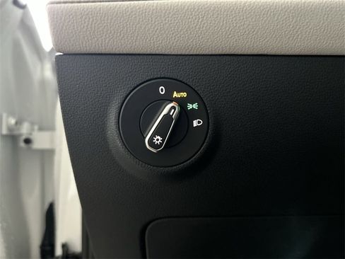 New 2026 Volkswagen Taos S image 14