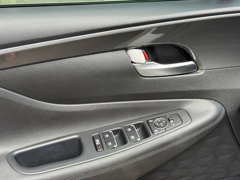 Used 2022 Hyundai Santa Fe SEL w/ Convenience Package FWD image 22