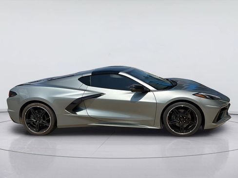 Used 2024 Chevrolet Corvette Stingray Preferred Cpe w/ 2LT RWD image 4