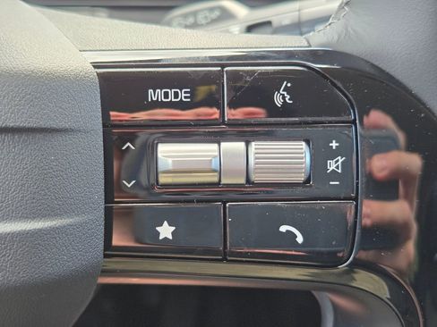 New 2026 Kia Sorento LX FWD image 26