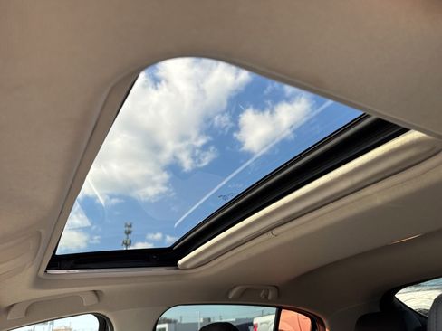 Used 2017 MAZDA MAZDA3 Touring image 13