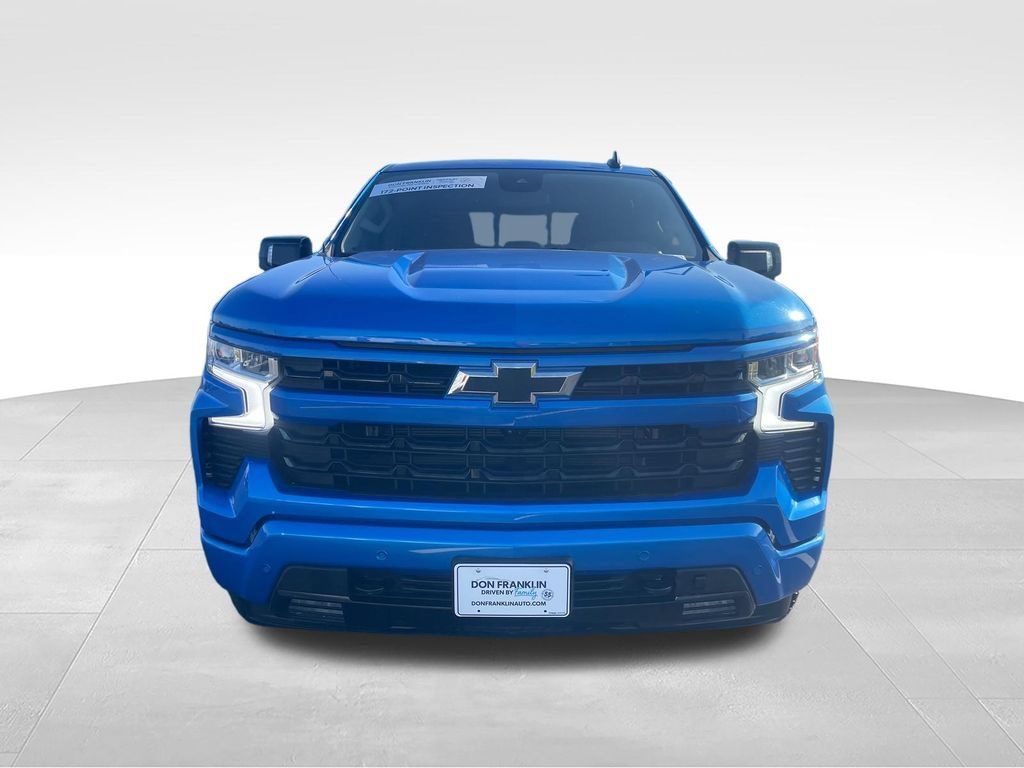 Used 2025 Chevrolet Silverado 1500 RST AWD/4WD image 8
