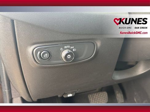 Used 2024 Chevrolet Equinox LT AWD/4WD image 19