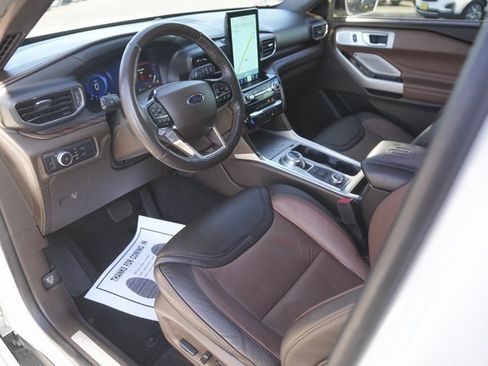 Used 2022 Ford Explorer King Ranch w/ Class IV Trailer Tow Package image 8