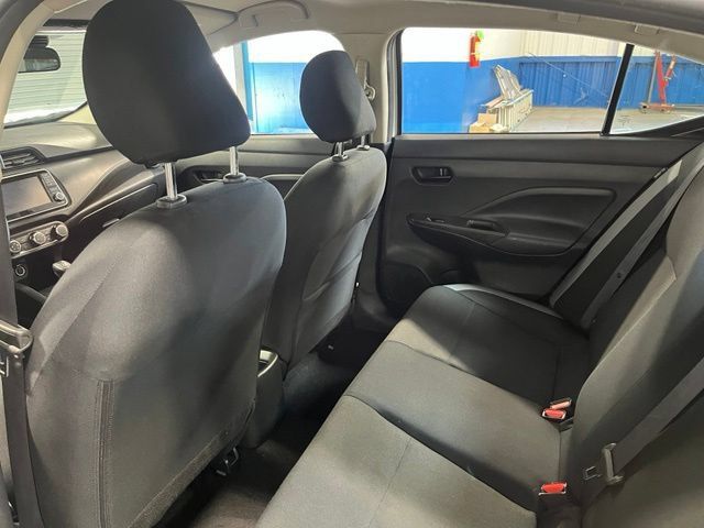 Used 2025 Nissan Versa S FWD image 17