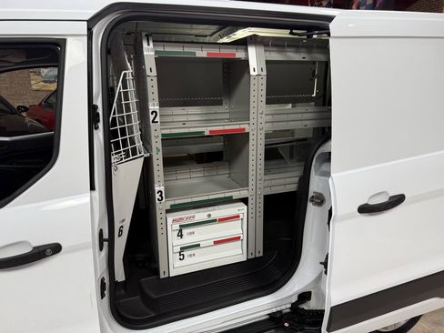 Used 2016 Ford Transit Connect XL FWD image 29