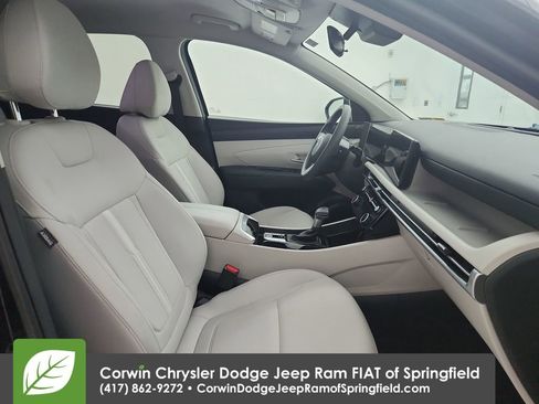 Used 2025 Hyundai Tucson SEL FWD image 32