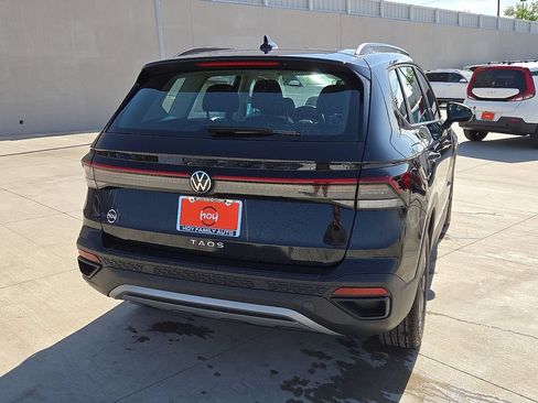 Used 2025 Volkswagen Taos S FWD image 11