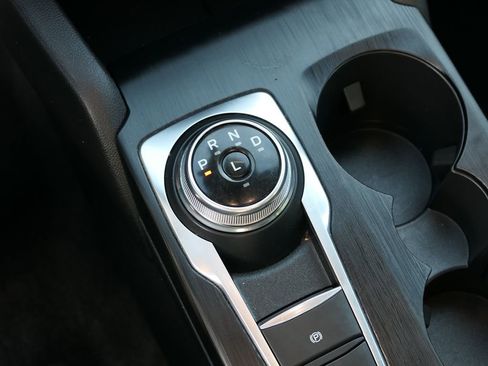 Used 2024 Ford Escape ST-Line image 20