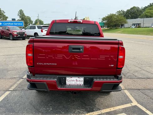 Used 2021 Chevrolet Colorado W/T w/ Custom Special Edition AWD/4WD image 4