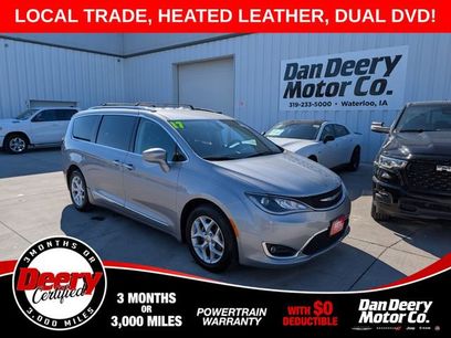Used 2017 Chrysler Pacifica Touring-L Plus