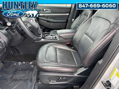 Used 2018 Ford Explorer Sport image 19