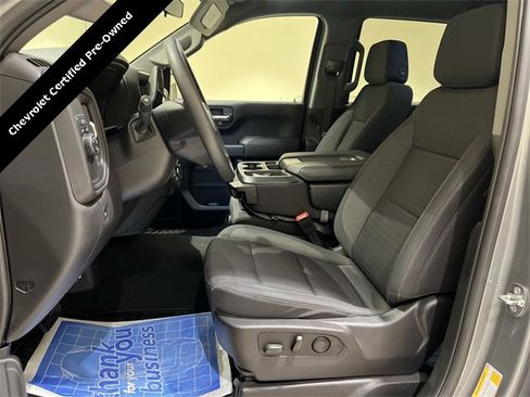 Certified 2024 Chevrolet Silverado 1500 Custom w/ LPO, Dark Essentials Package image 17