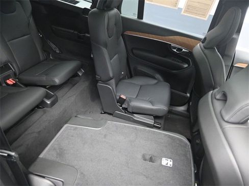 Used 2024 Volvo XC90 T8 Plus w/ Protection Package Premier image 28