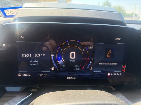 Used 2025 Chevrolet Tahoe High Country AWD/4WD image 7