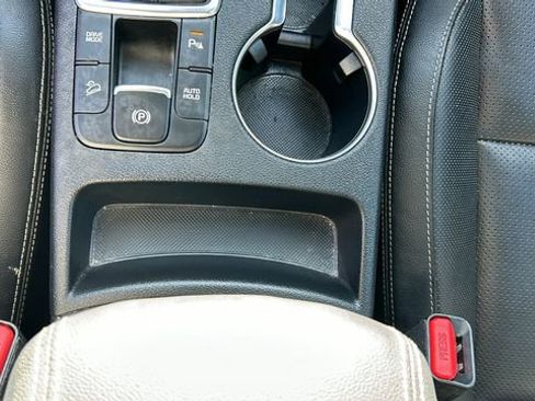 Used 2020 Kia Sportage EX w/ Option Group 15 image 23