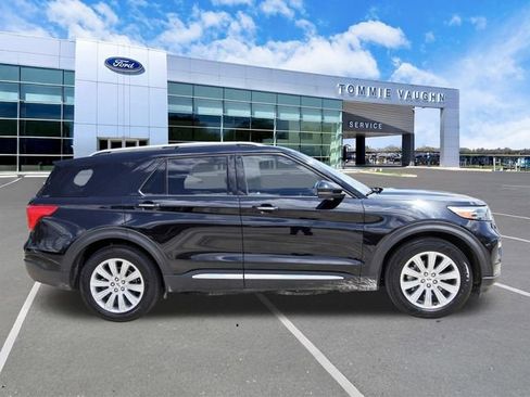 Certified 2022 Ford Explorer Limited w/ Equipment Group 301A RWD image 5