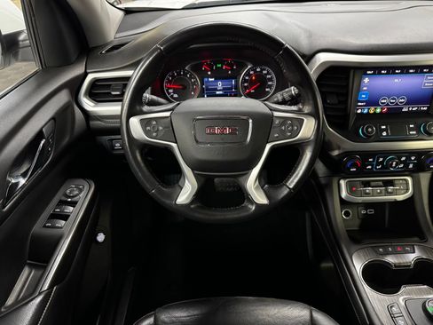 Used 2020 GMC Acadia SLT AWD/4WD image 16