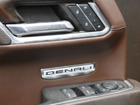 Used 2024 GMC Sierra 1500 Denali w/ Denali Reserve Package image 12