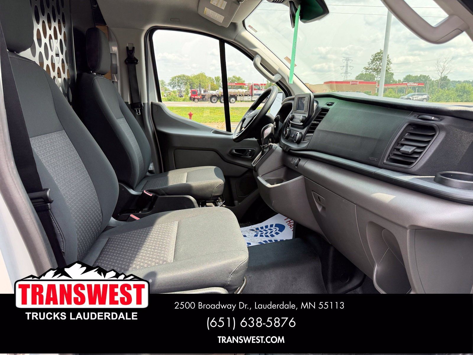 Used 2025 Ford Transit 250 Low Roof w/ Exterior Upgrade Package RWD image 7