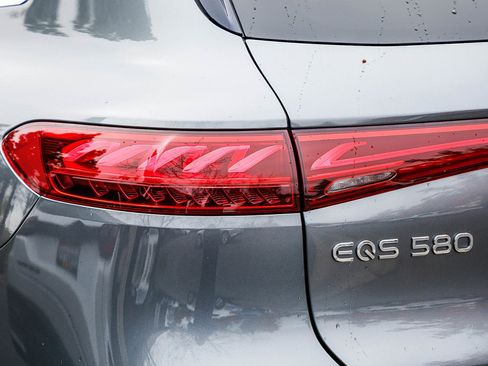 Certified 2023 Mercedes-Benz EQS 580 4MATIC SUV image 8