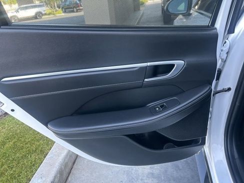 Certified 2023 Hyundai Sonata Limited FWD image 19