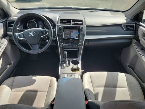 Used 2017 Toyota Camry XSE image 15