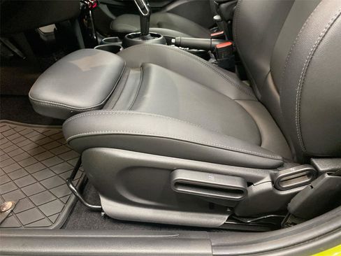 Certified 2023 MINI Cooper S w/ Premium Package image 18