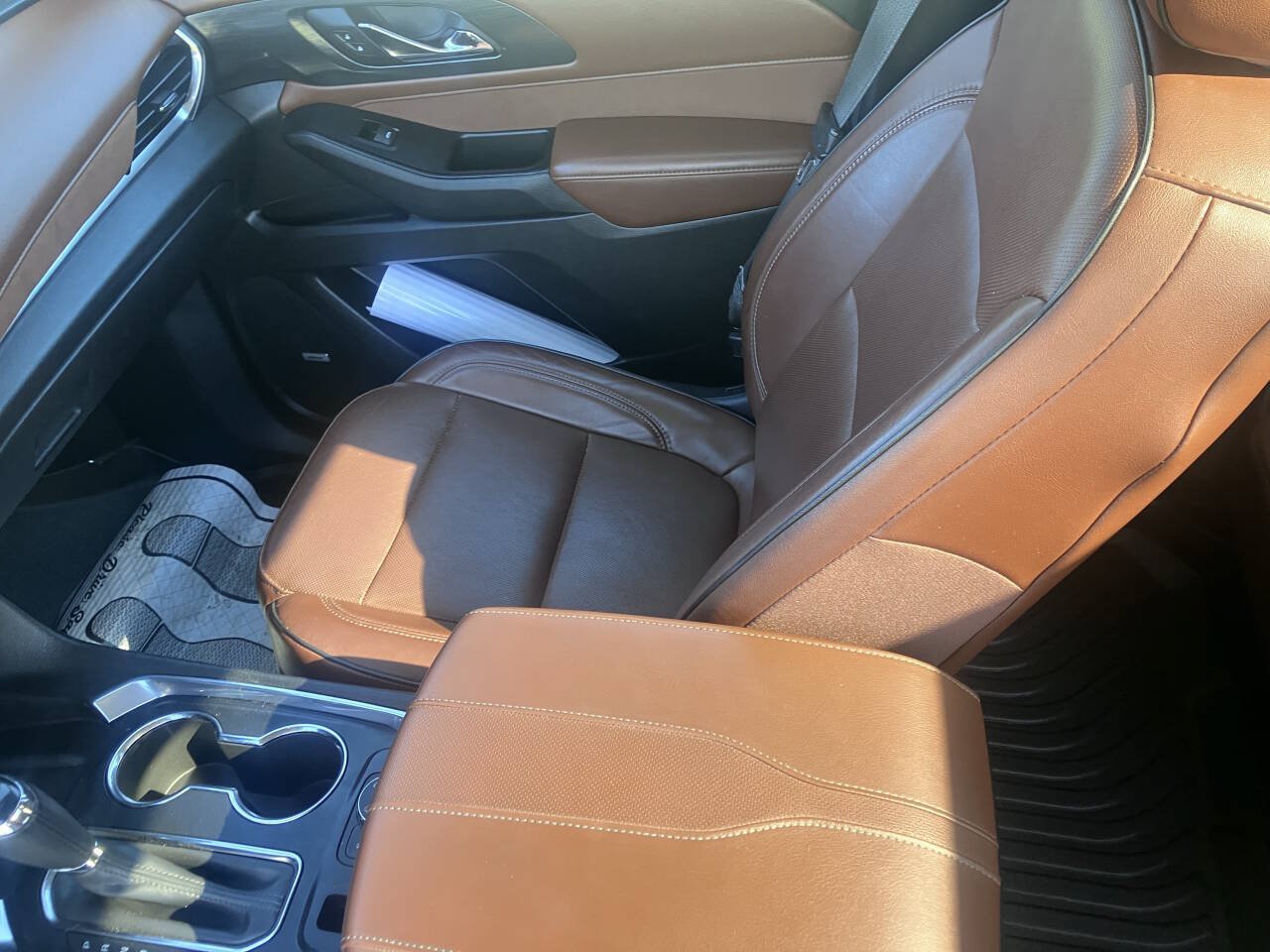 Used 2018 Chevrolet Traverse High Country AWD/4WD image 14