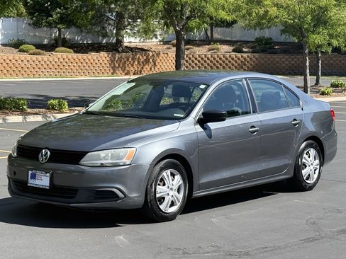 Used 2014 Volkswagen Jetta S FWD image 8