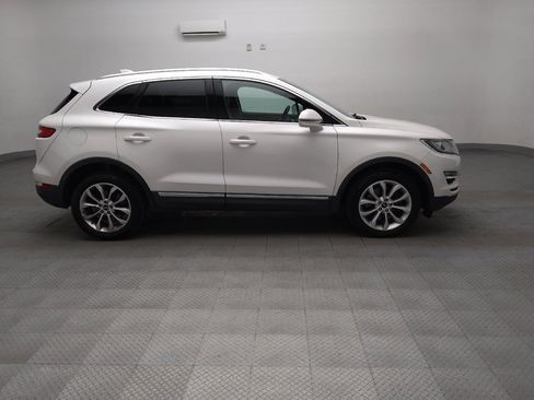 Used 2017 Lincoln MKC Select w/ Select Plus Package AWD/4WD image 11