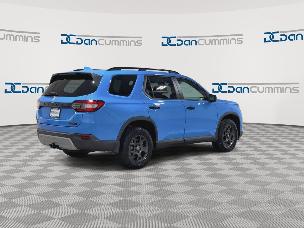 Used 2024 Honda Pilot TrailSport image 8