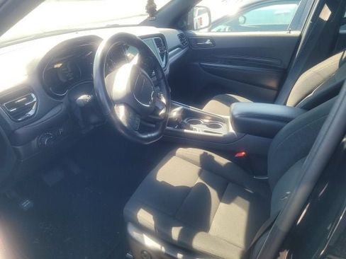 Used 2025 Dodge Durango GT RWD image 7