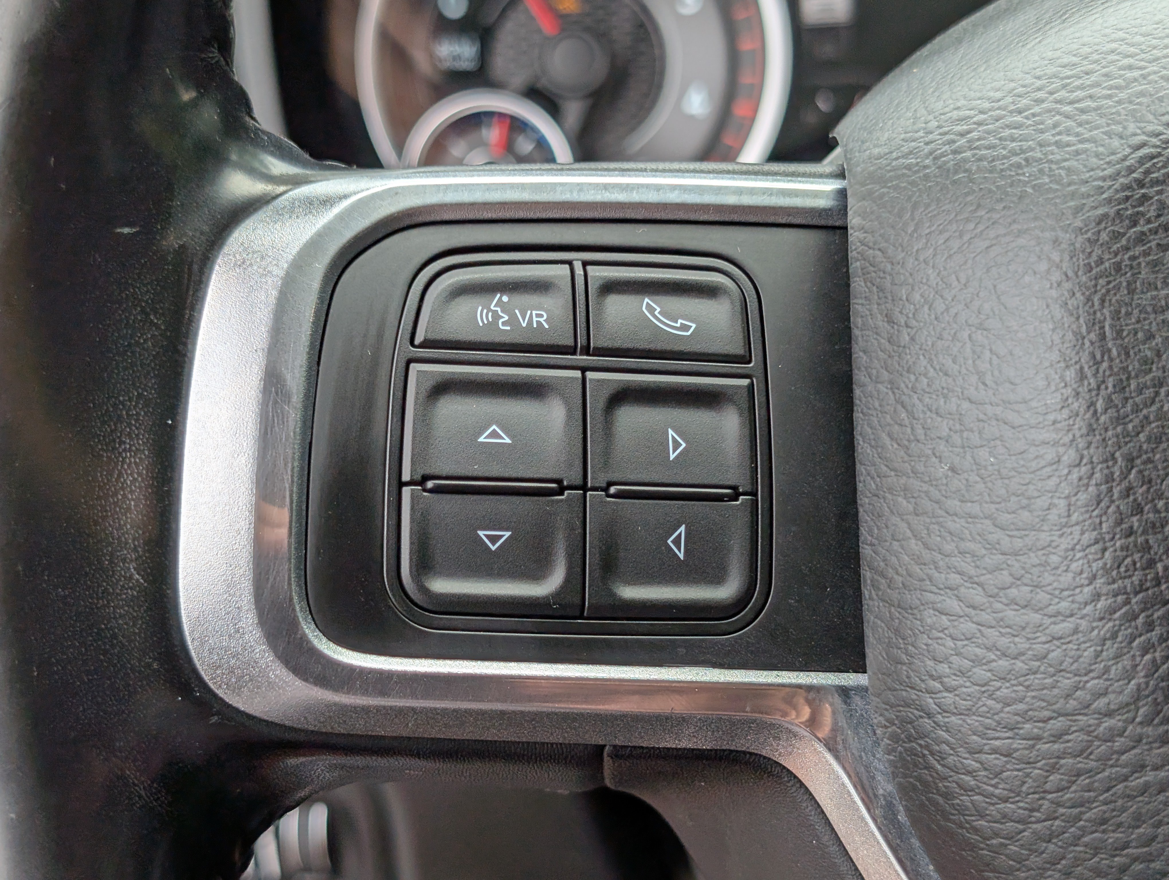 Used 2019 RAM 2500 Laramie AWD/4WD image 23